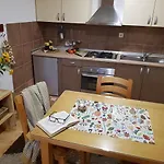 Appartement Terra Relax - In-ski Out, Sa Saunom, Kaminom I Parkingom *